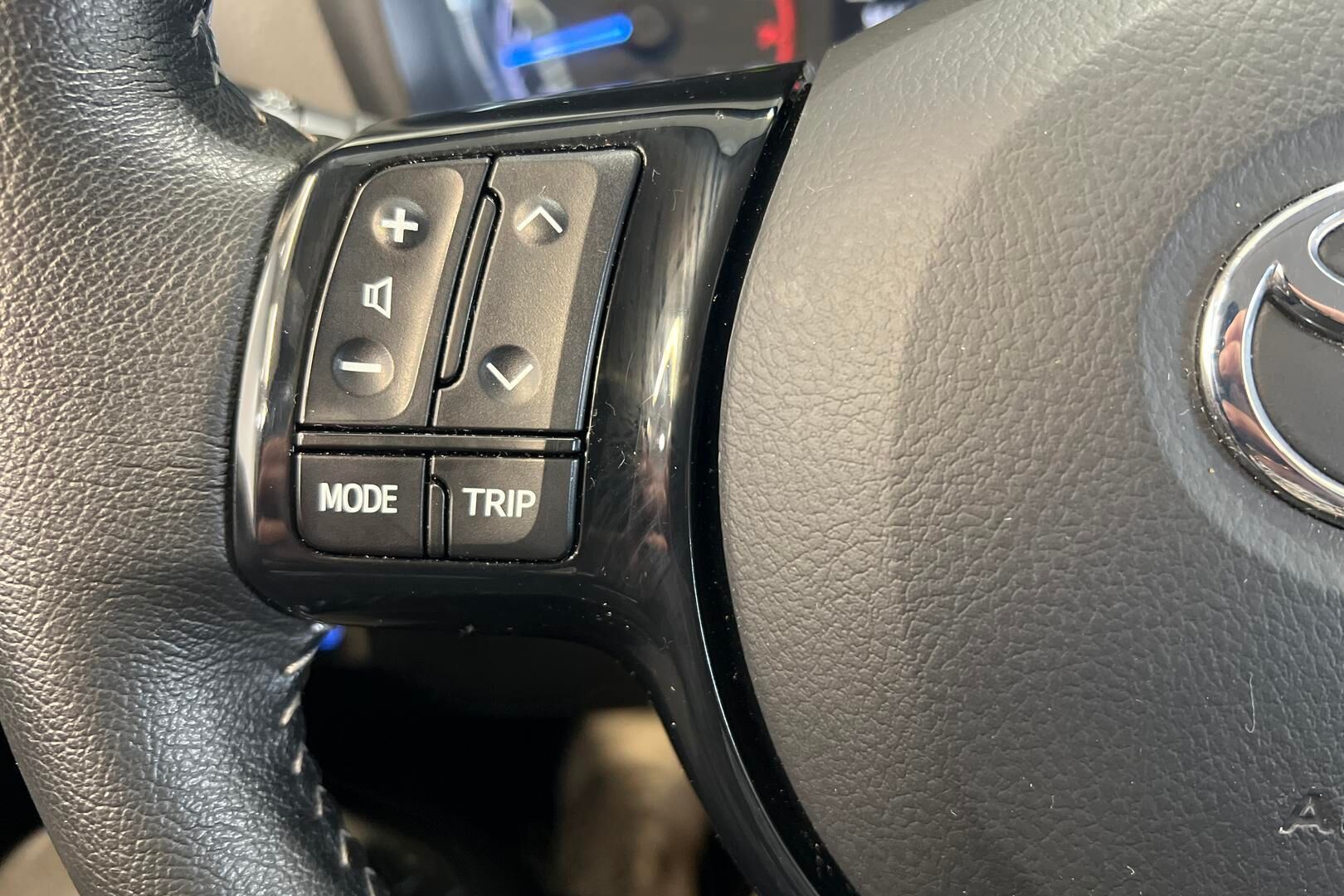 Toyota Yaris iso kuva 21