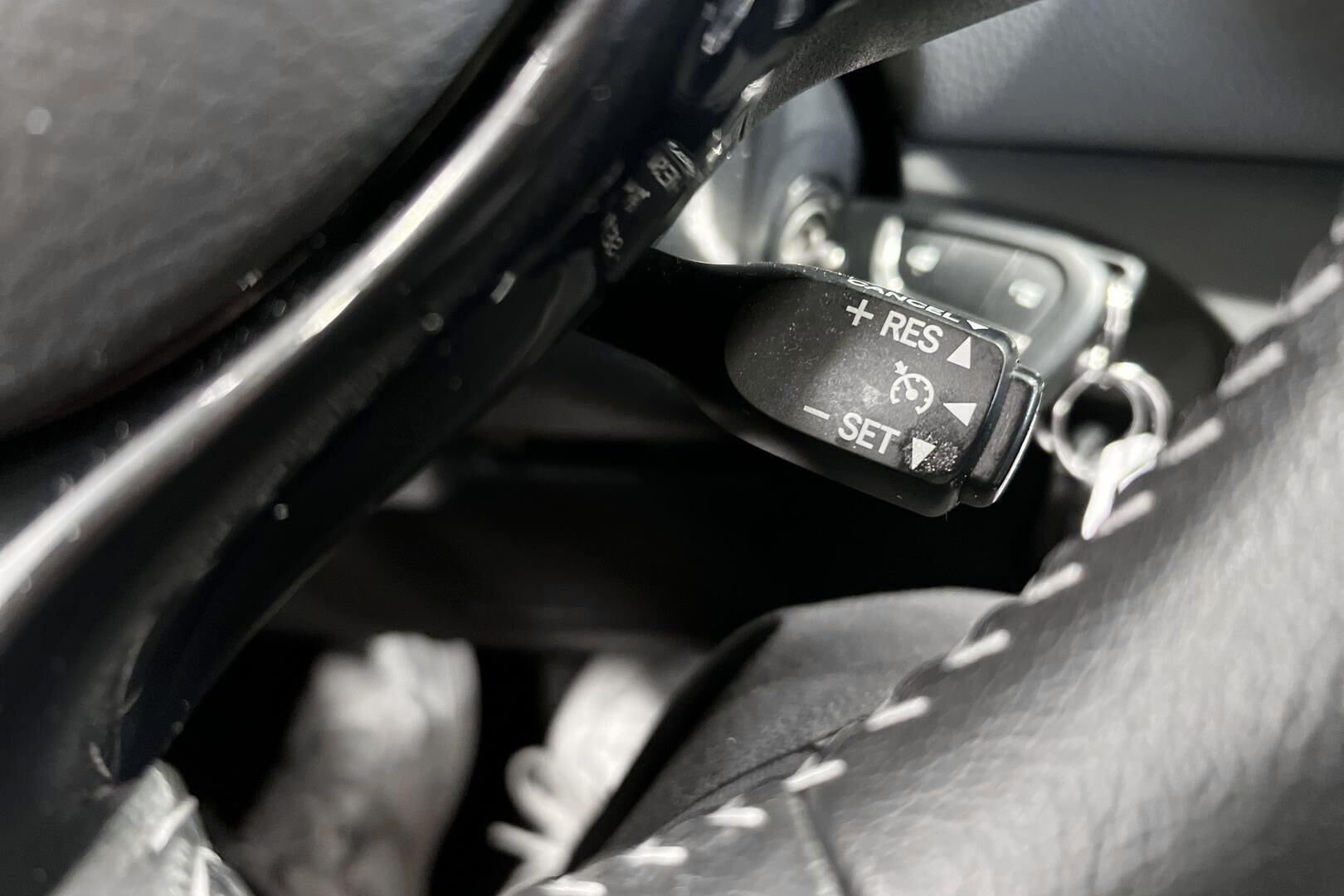 Toyota Yaris iso kuva 22