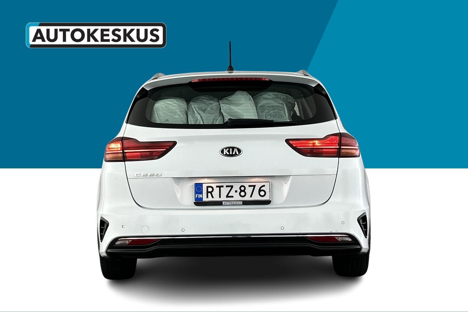 Kia Ceed iso kuva 6