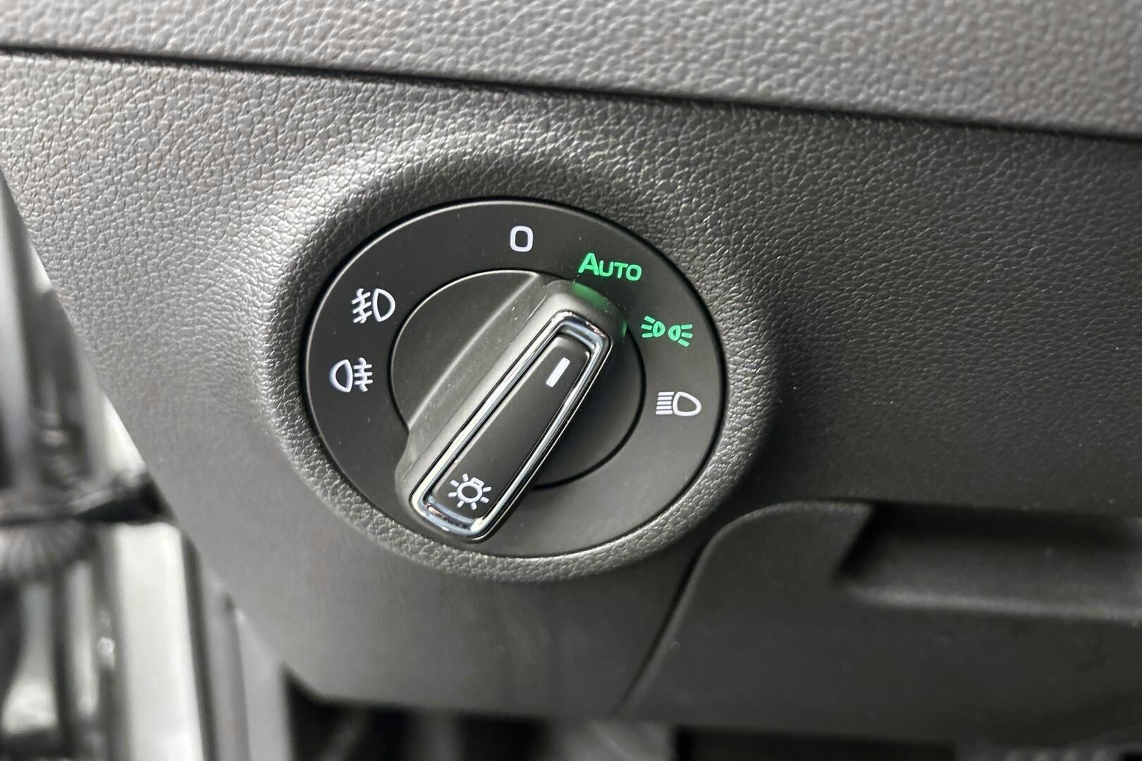 Skoda Karoq iso kuva 14