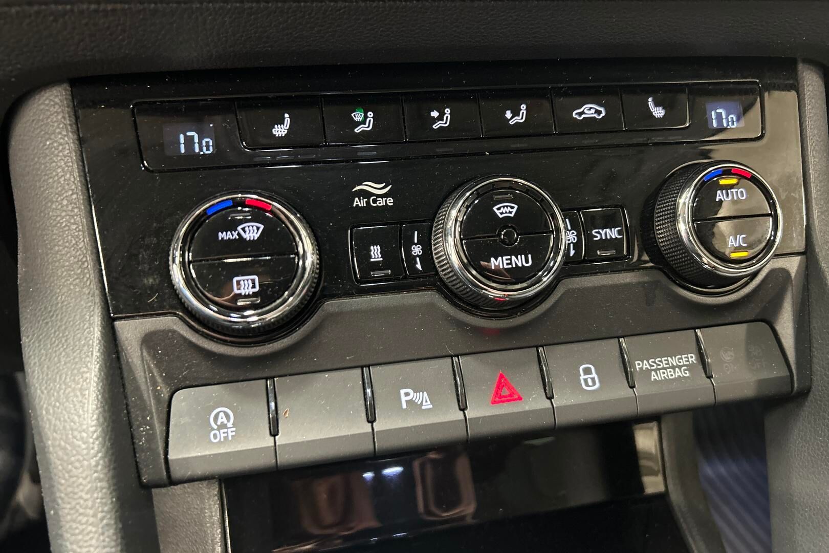 Skoda Karoq iso kuva 21