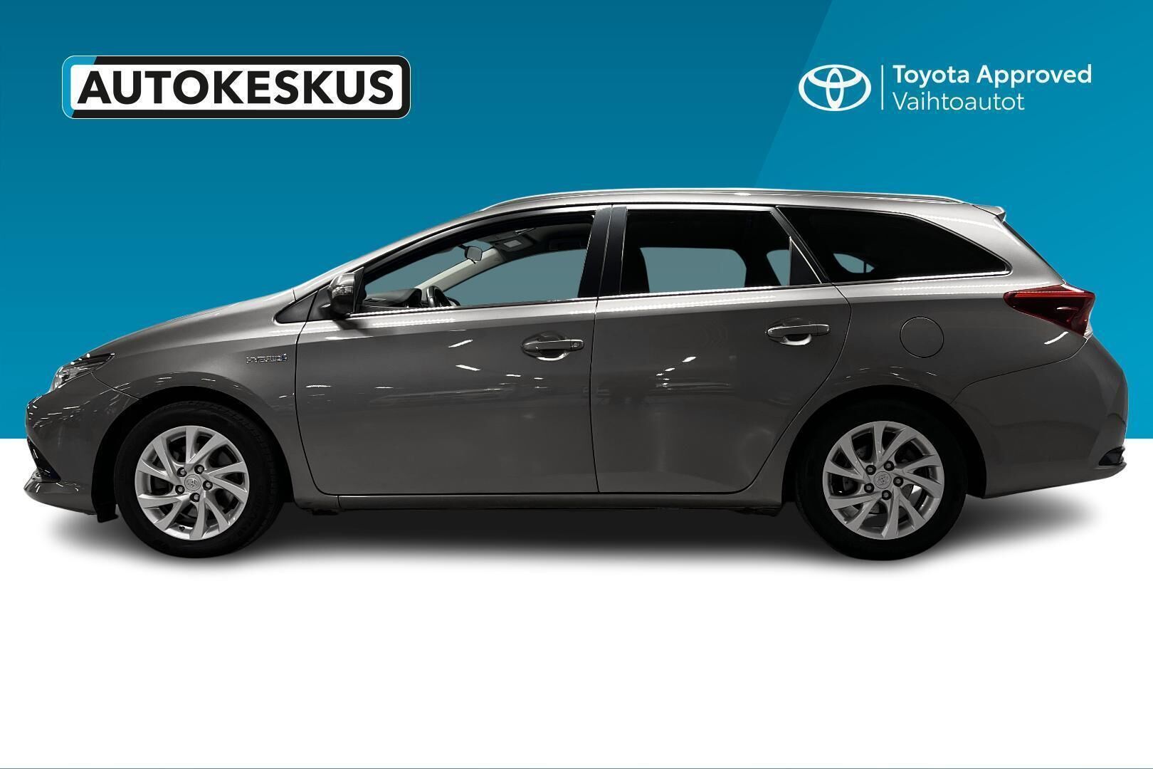 Toyota Auris iso kuva 7