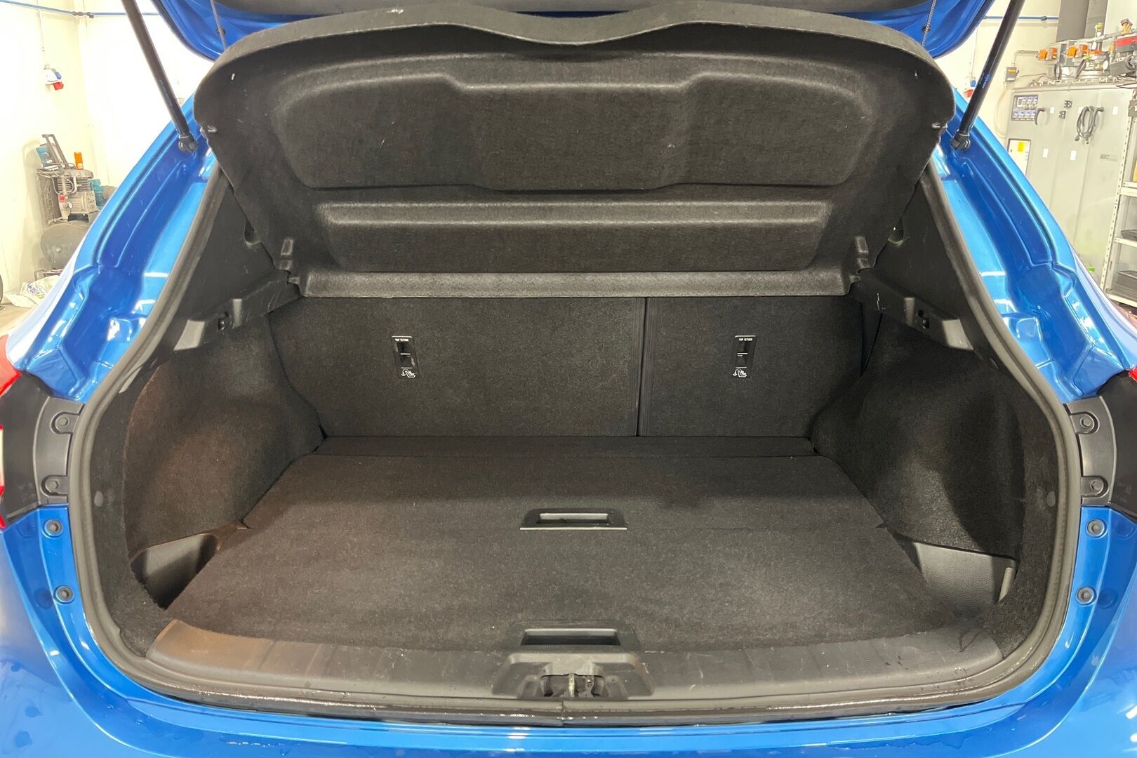 Nissan Qashqai iso kuva 9