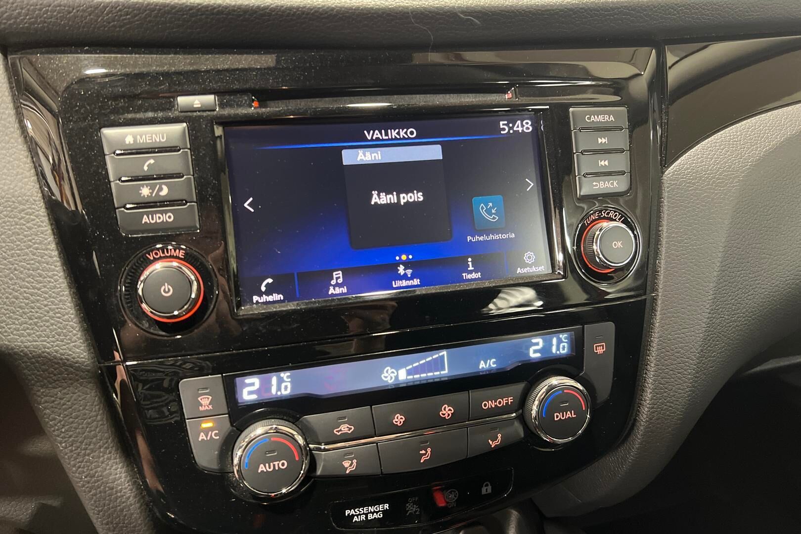 Nissan Qashqai iso kuva 18