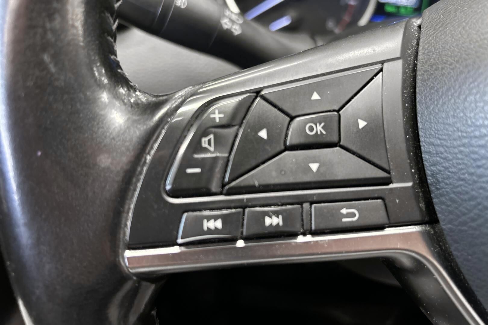 Nissan Qashqai iso kuva 22