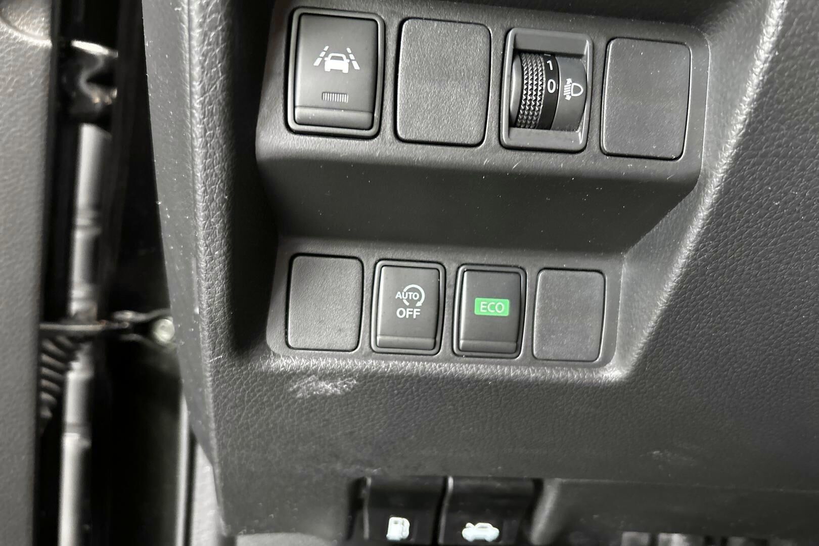 Nissan Qashqai iso kuva 25