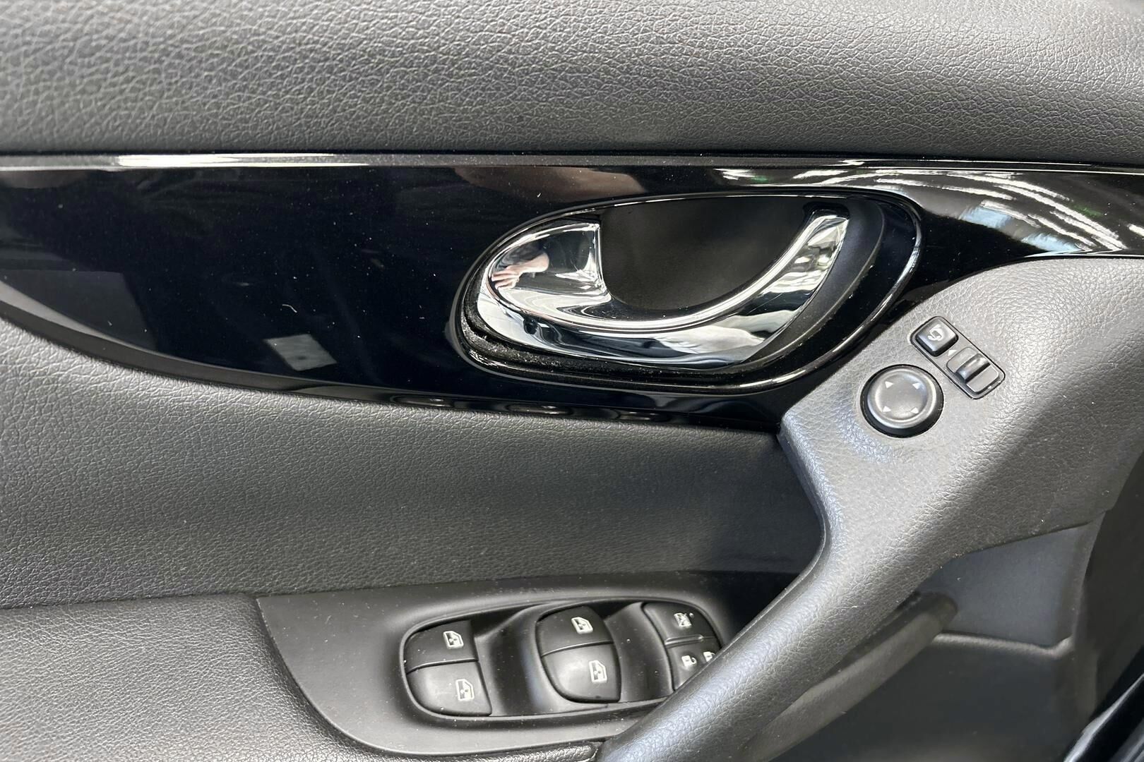 Nissan Qashqai iso kuva 26