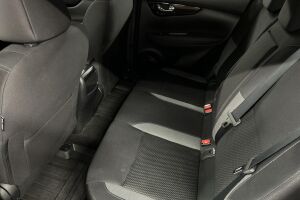 Nissan Qashqai esikatselu 10