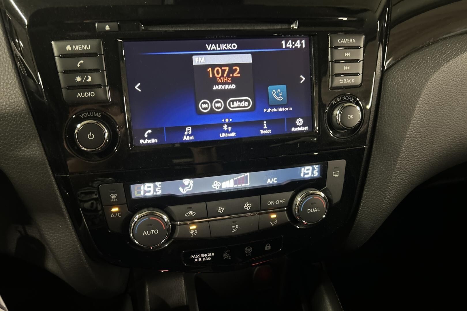 Nissan Qashqai iso kuva 15