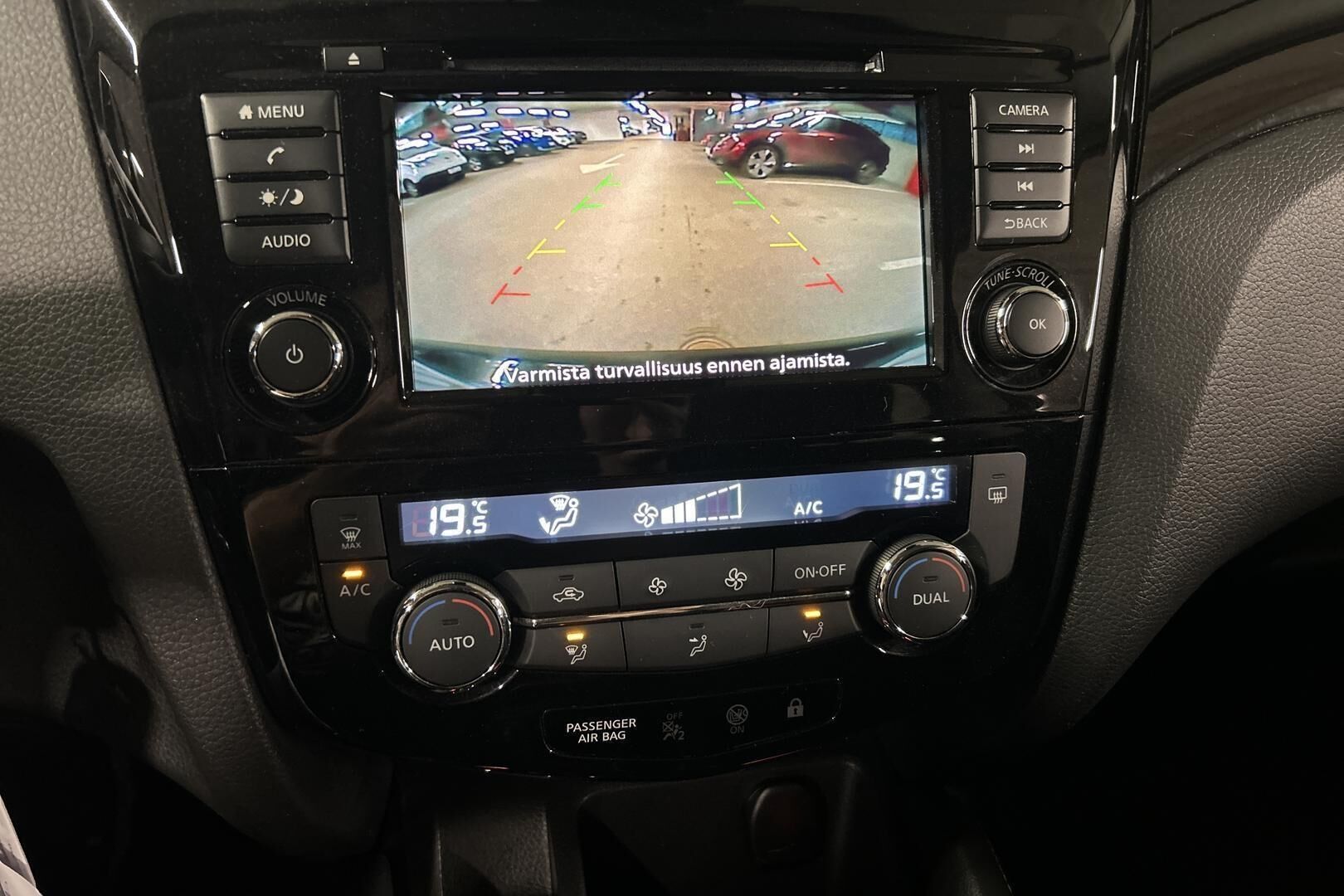 Nissan Qashqai iso kuva 19