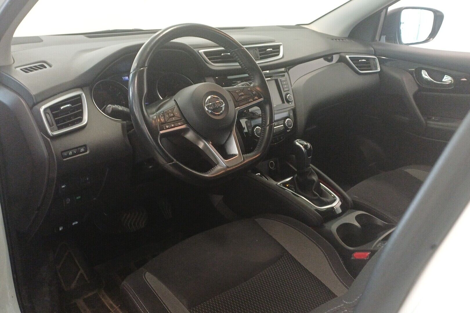 Nissan Qashqai iso kuva 2