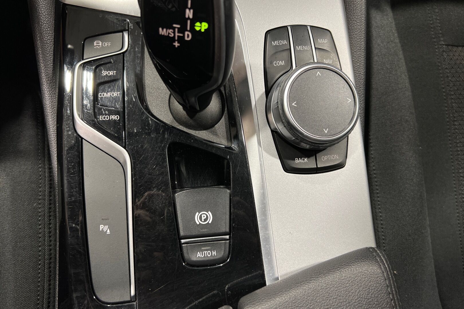 BMW 5-sarja iso kuva 8