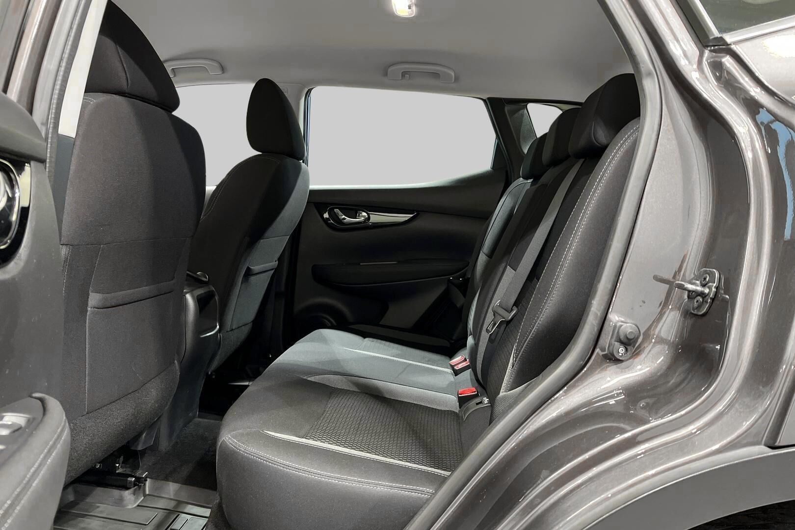 Nissan Qashqai iso kuva 10