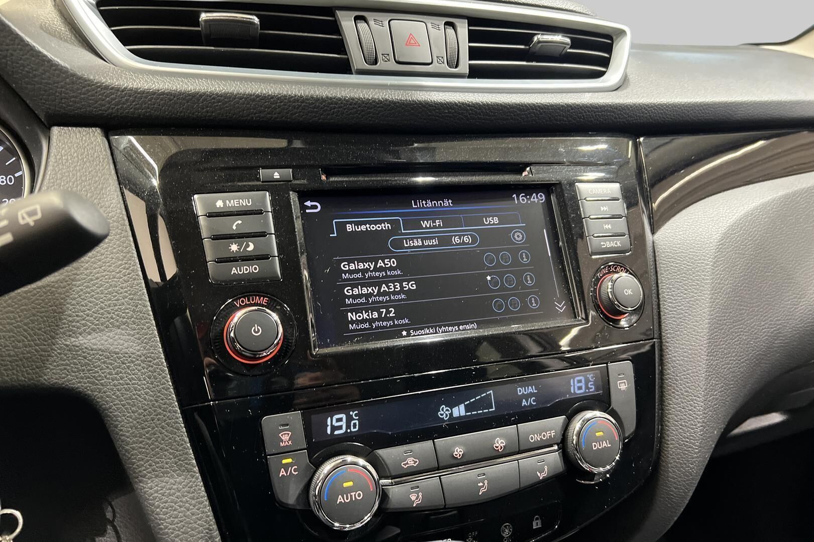 Nissan Qashqai iso kuva 16