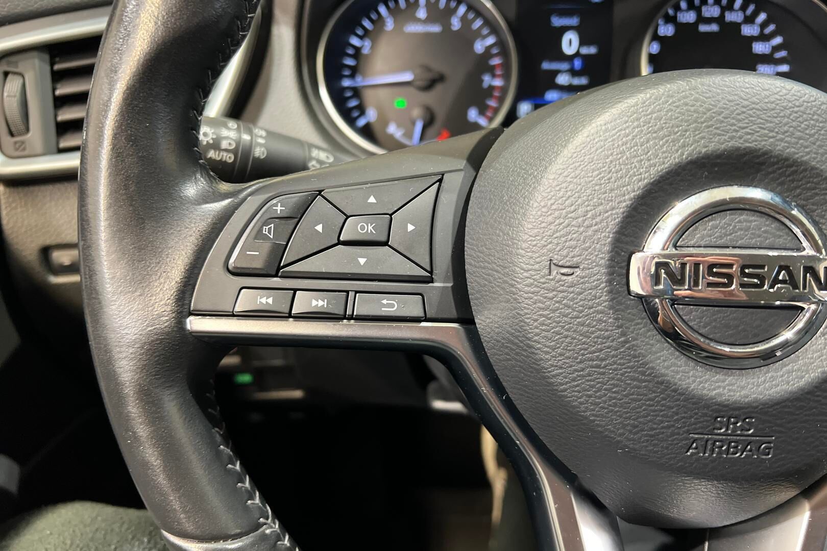 Nissan Qashqai iso kuva 21