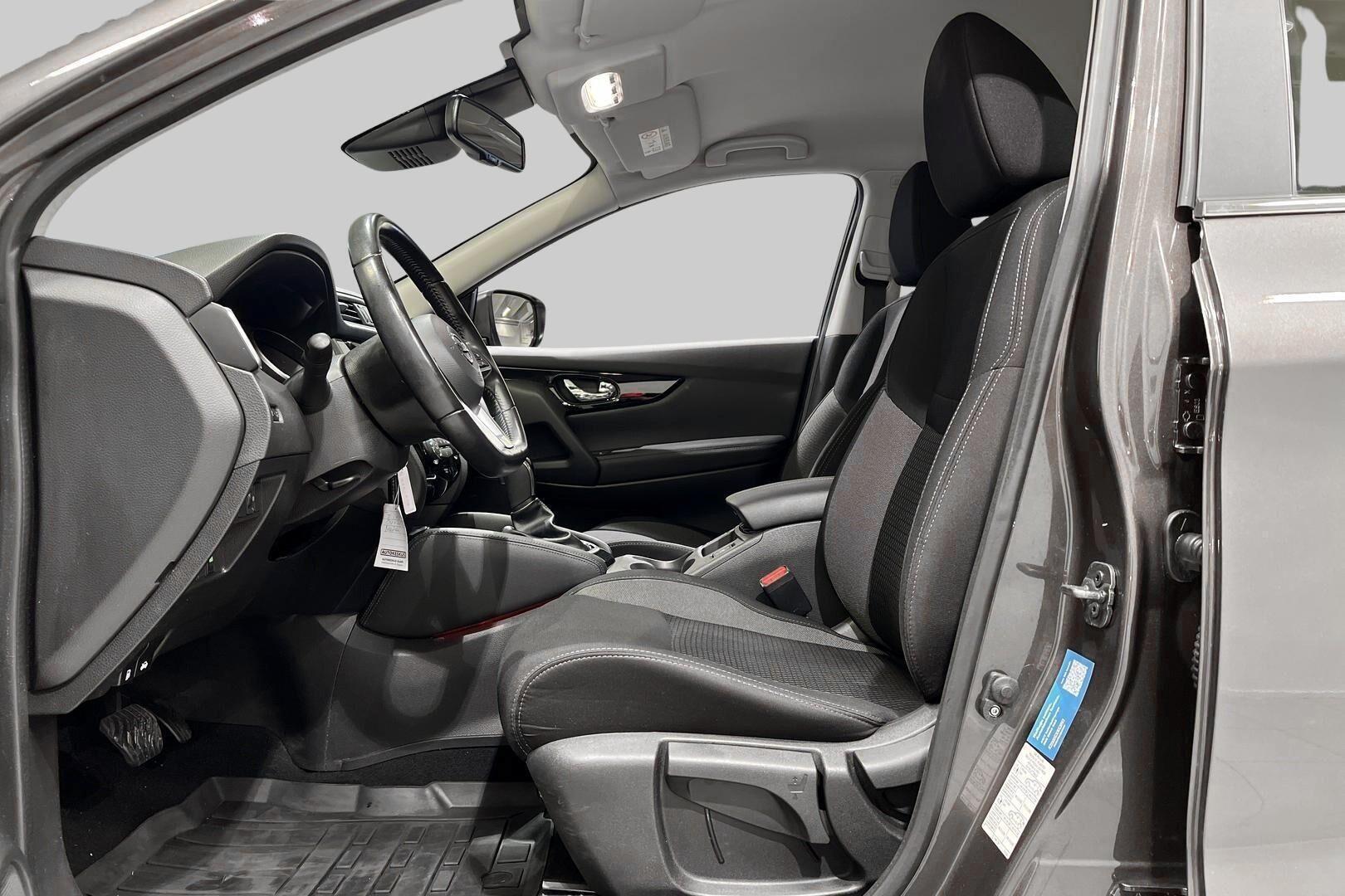 Nissan Qashqai iso kuva 9
