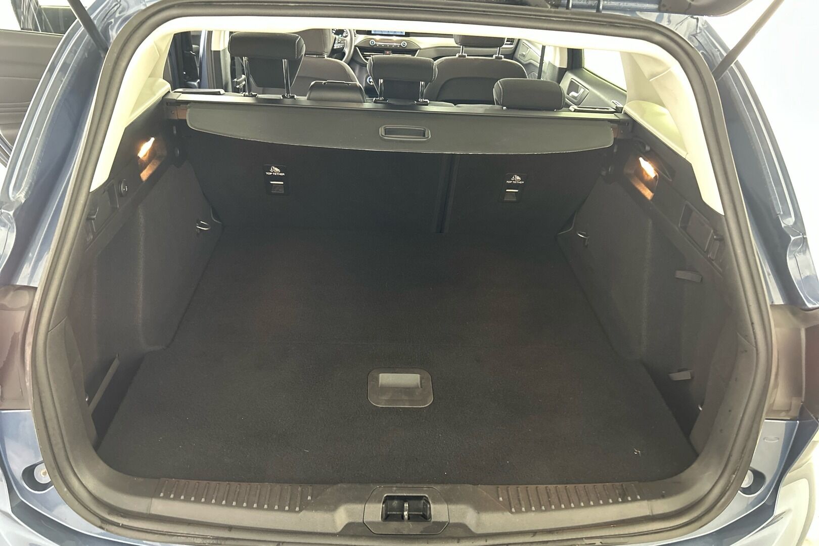 Ford Focus iso kuva 8