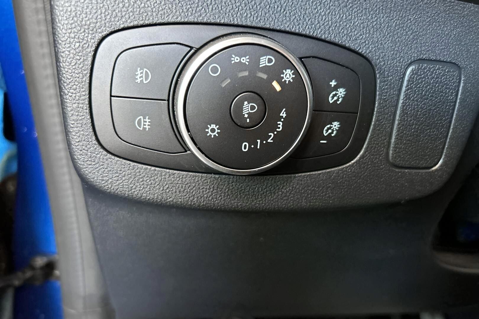 Ford Puma iso kuva 26