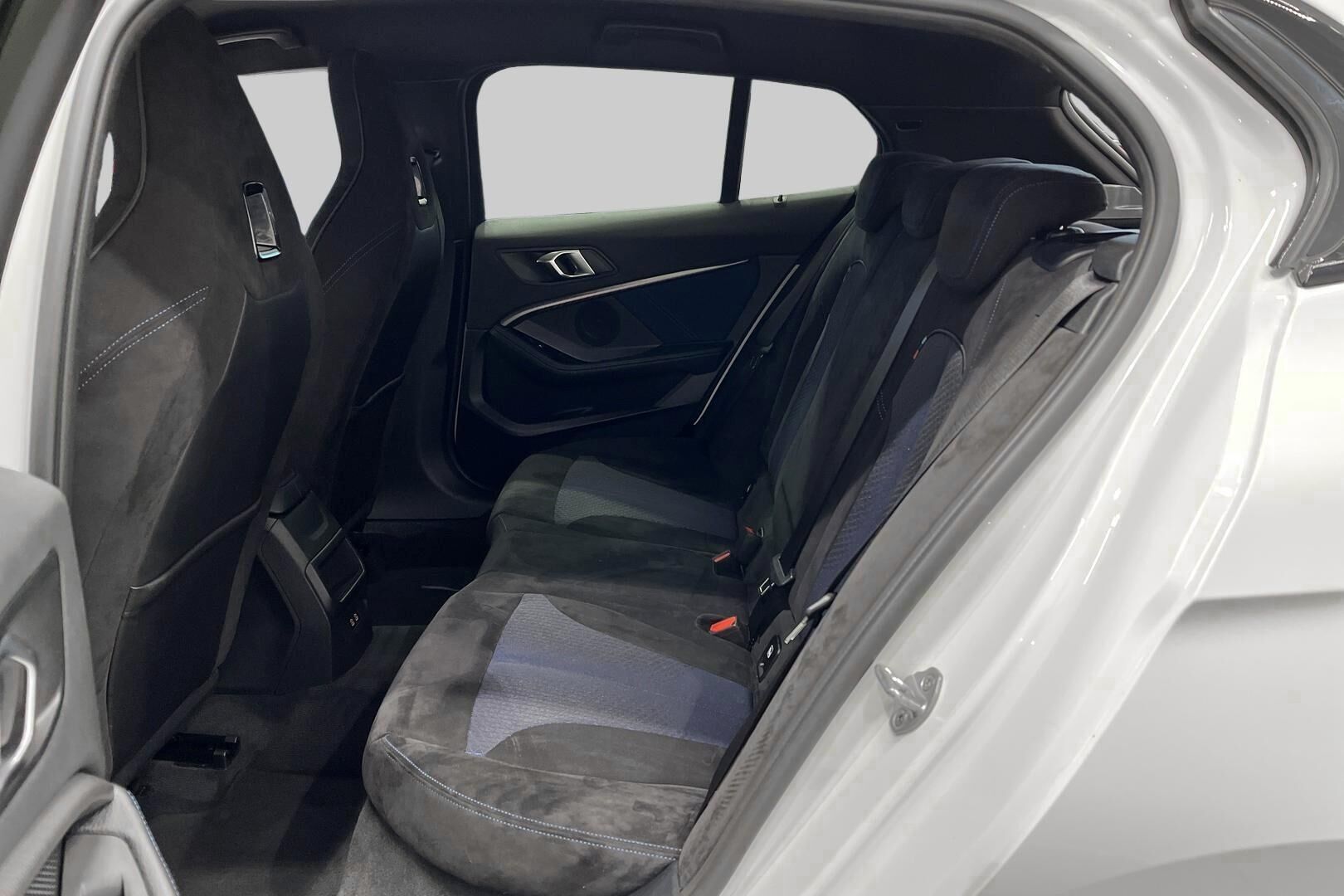 BMW 1-SARJA iso kuva 10