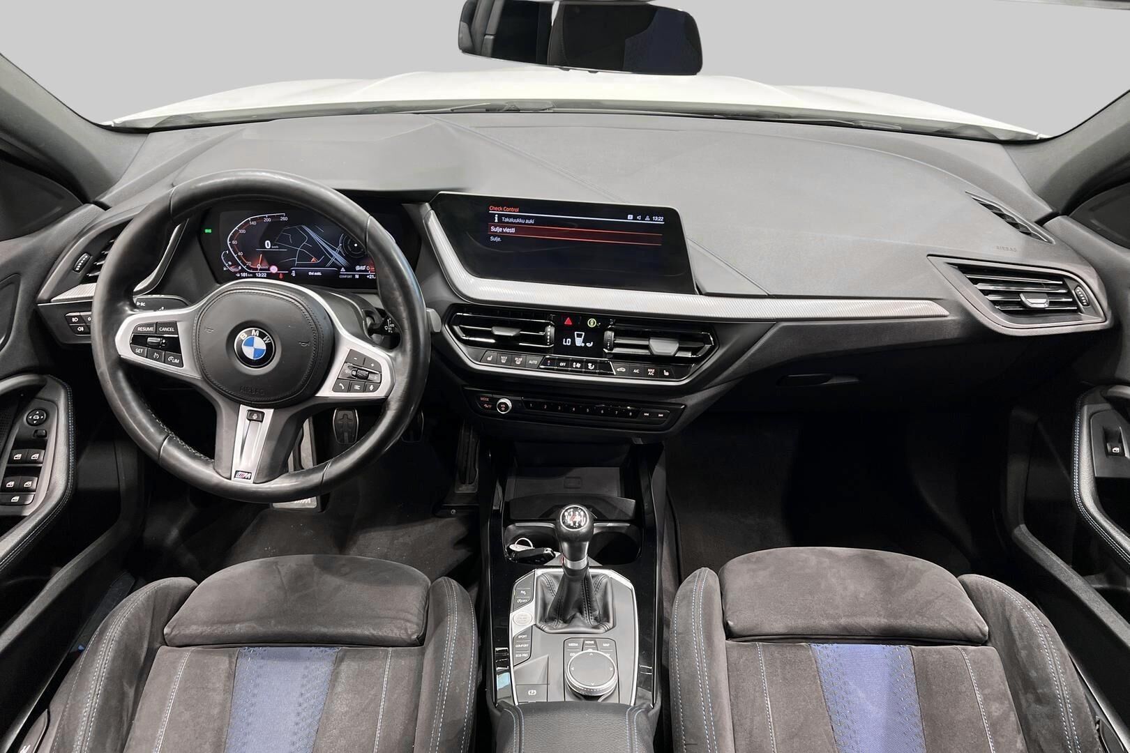 BMW 1-SARJA iso kuva 11