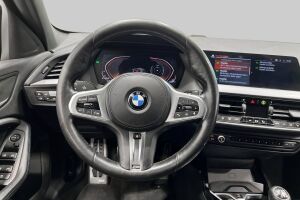 BMW 1-SARJA esikatselu 31