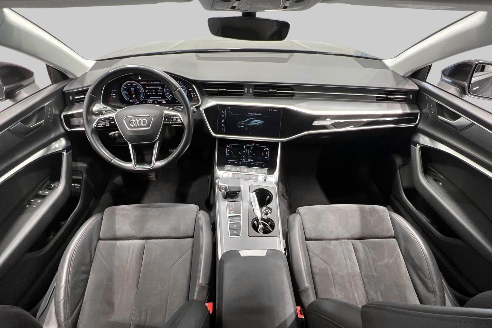 Audi A7 iso kuva 8