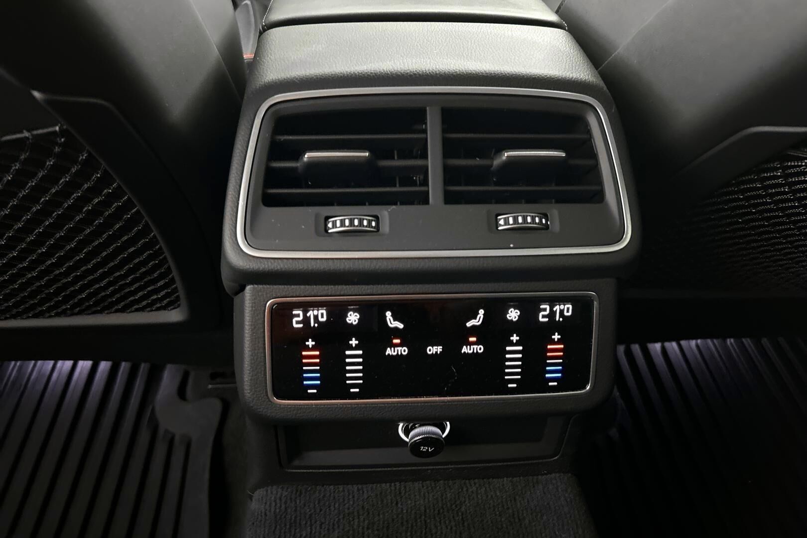 Audi A6 iso kuva 26