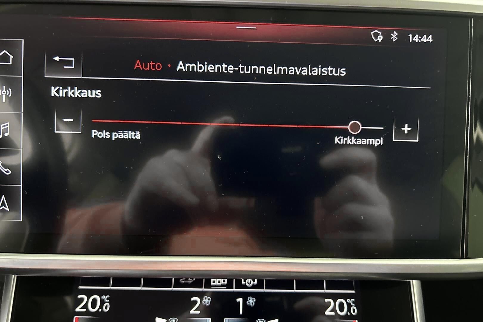 Audi A6 iso kuva 27