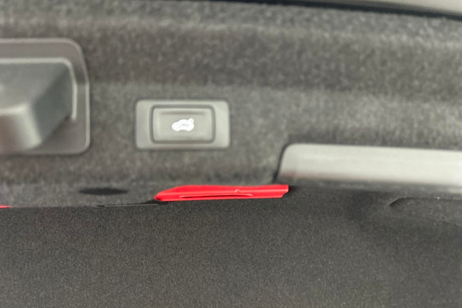 Audi A6 iso kuva 28