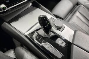 BMW 5-sarja esikatselu 19