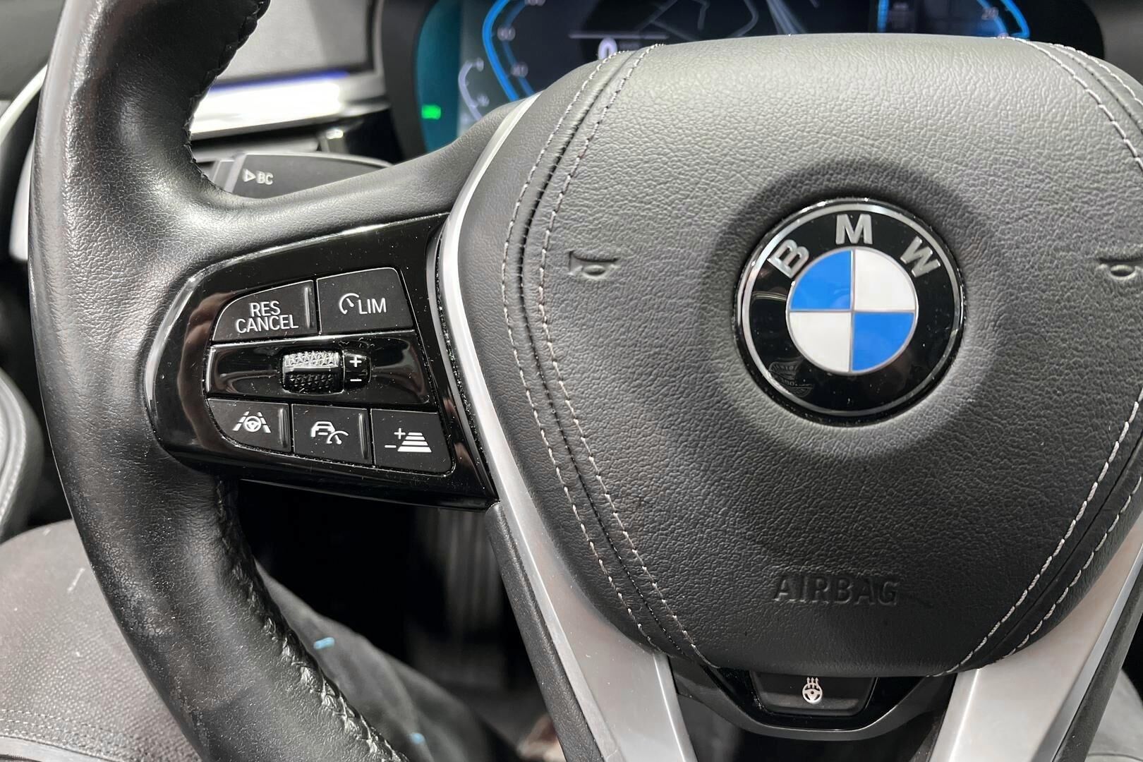 BMW 5-sarja iso kuva 21