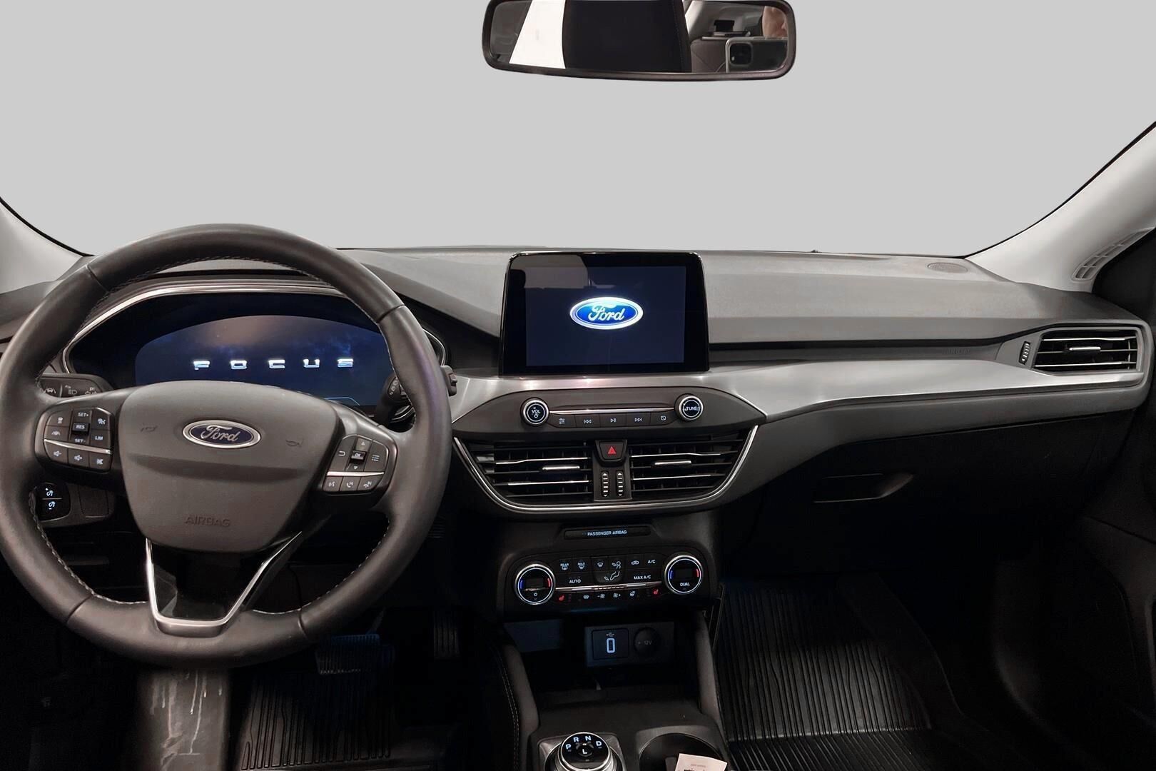 Ford Focus iso kuva 11