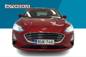 Ford Focus esikatselu 2