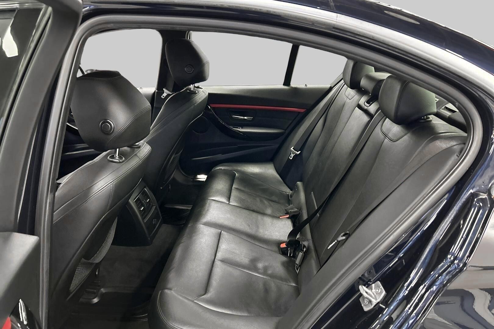 BMW 3-SARJA iso kuva 20