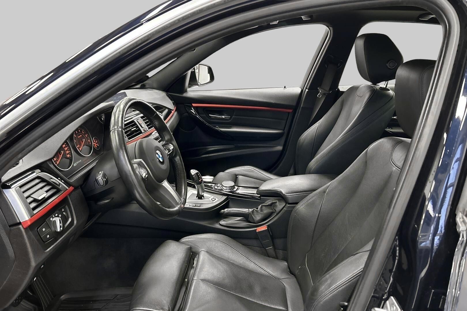 BMW 3-SARJA iso kuva 19