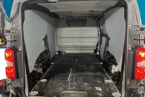 Opel Vivaro esikatselu 9