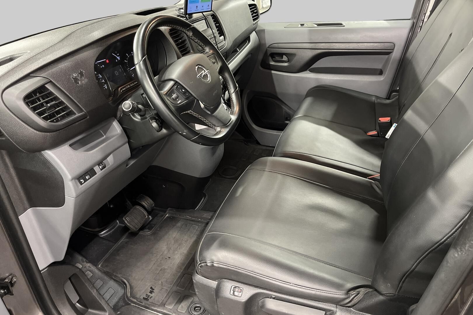 Opel Vivaro iso kuva 6