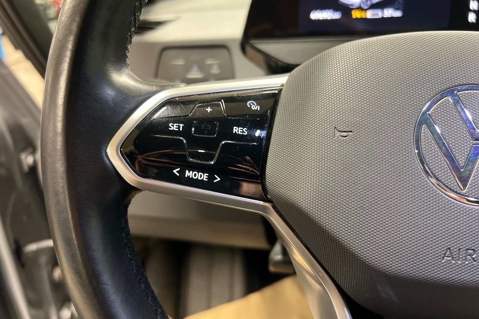 Volkswagen ID.3 iso kuva 17
