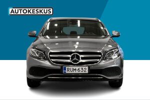 Mercedes-Benz E esikatselu 2