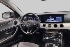 Mercedes-Benz E esikatselu 35