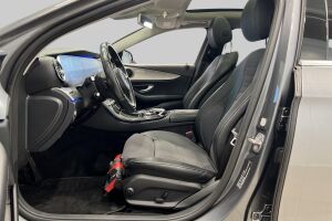 Mercedes-Benz E esikatselu 9