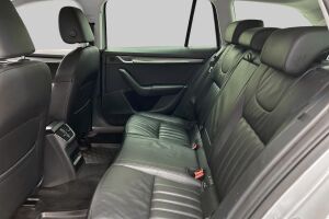 SKODA Octavia esikatselu 10