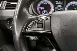 SKODA Octavia esikatselu 17