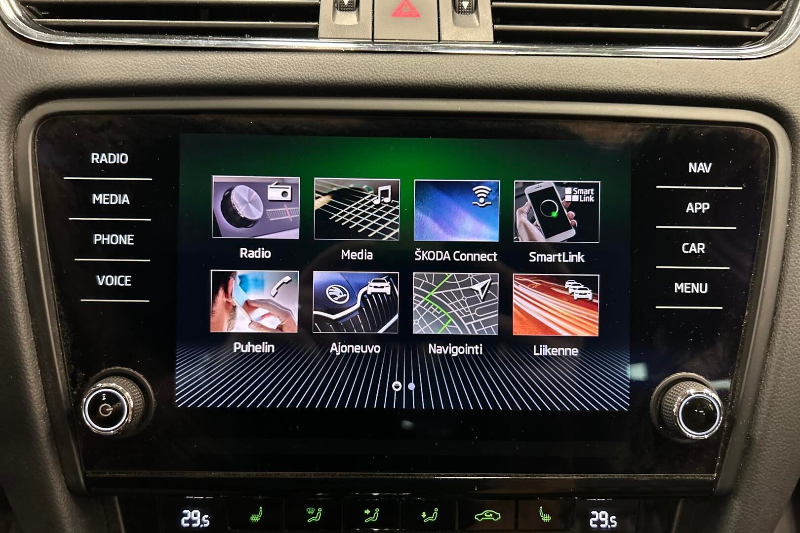 SKODA Octavia iso kuva 28