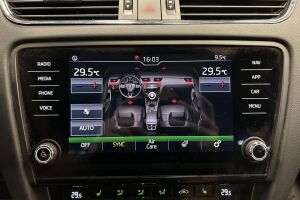 SKODA Octavia esikatselu 30