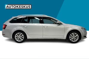 SKODA Octavia esikatselu 4