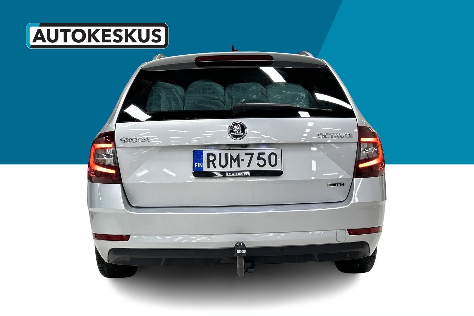 SKODA Octavia iso kuva 6