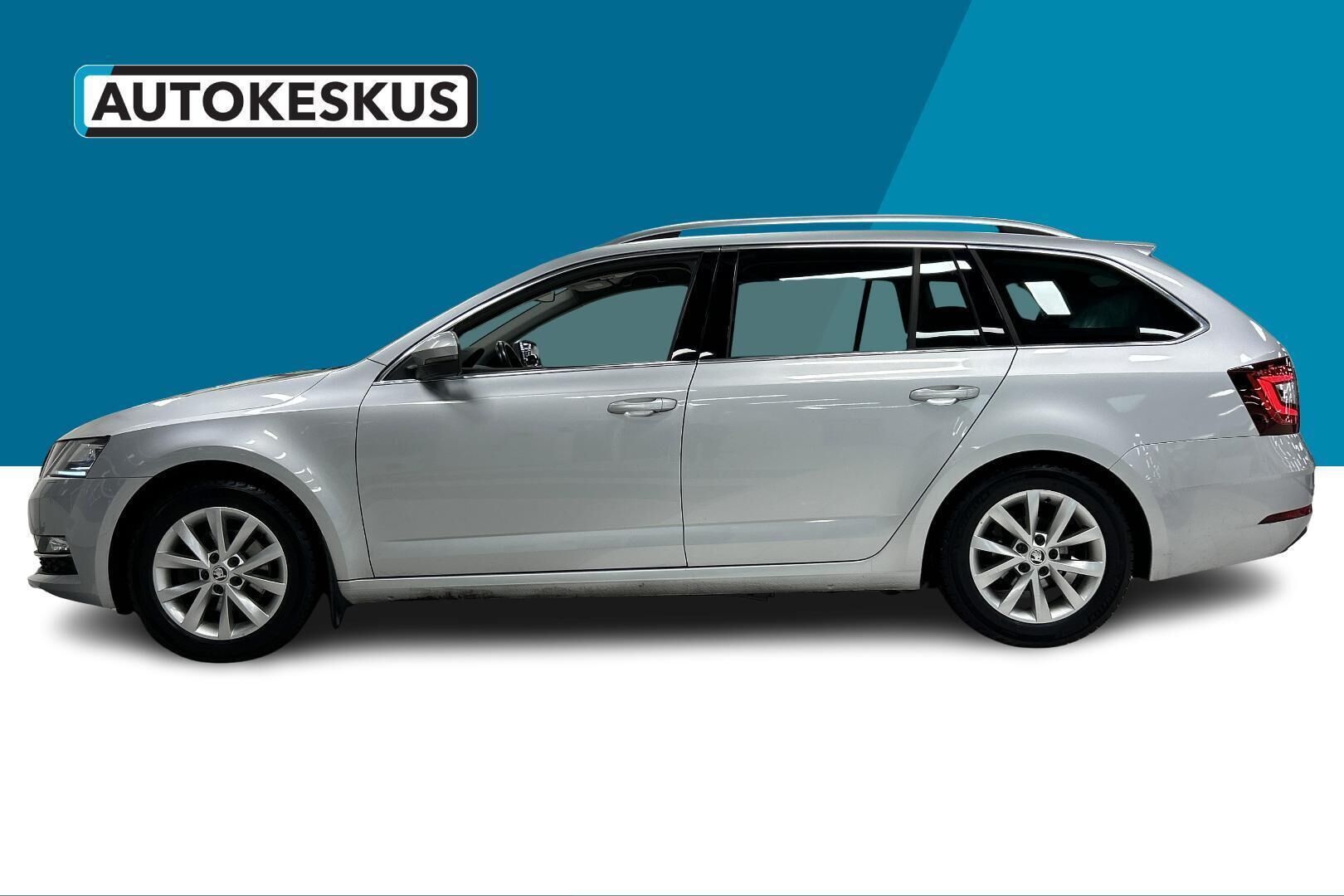 SKODA Octavia iso kuva 8