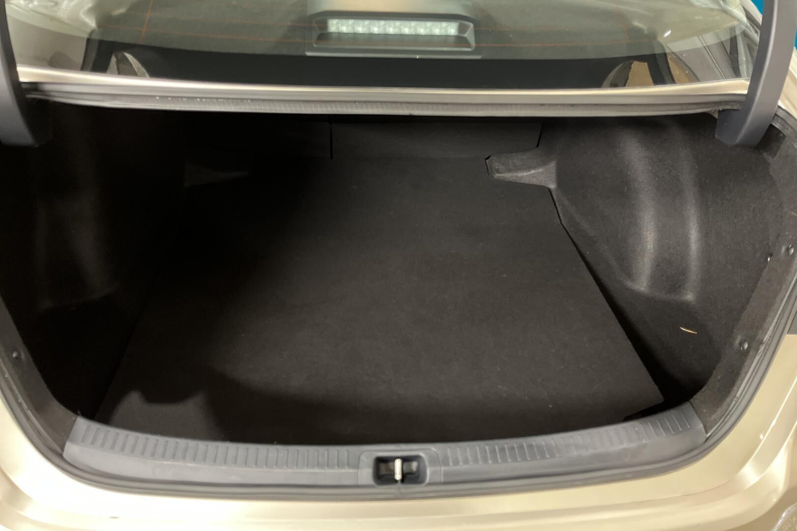 Toyota Corolla iso kuva 11