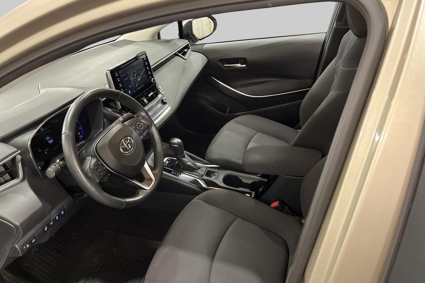 Toyota Corolla iso kuva 8